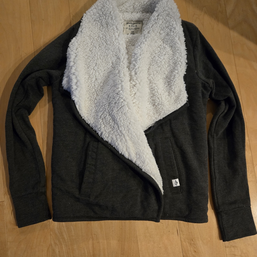 Abercrombie & Fitch Cream Sherpa Jacket